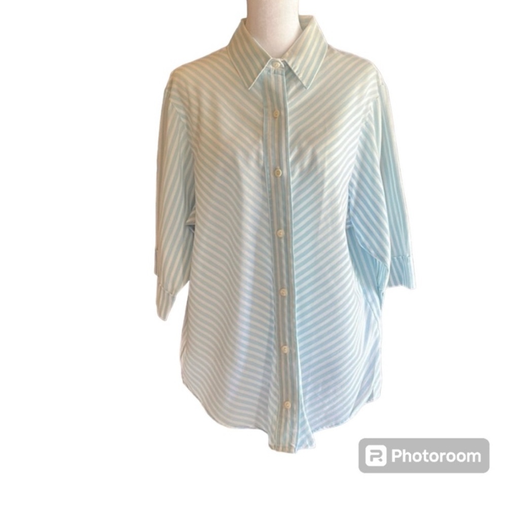 Blair Blue Chevron Stripe Button Down Shirt Size M